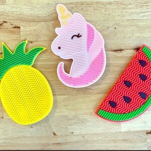 NWT Makeup Brush Cleansing Mat | Pink Unicorn